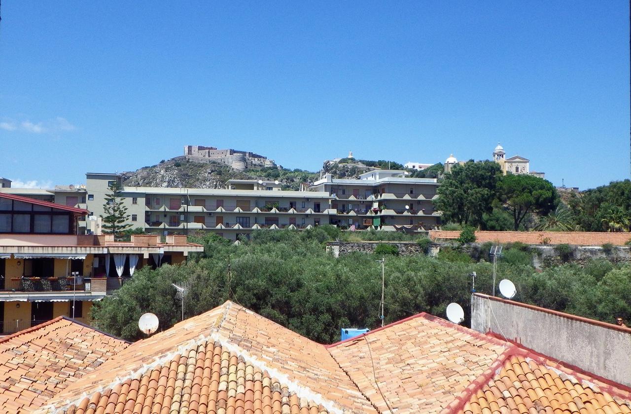 Domus Musia Apartman Milazzo Kültér fotó